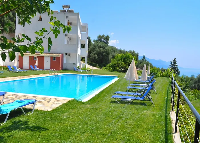 Studio Apartments With Sea View And Pool - Pelekas Beach, Corfu